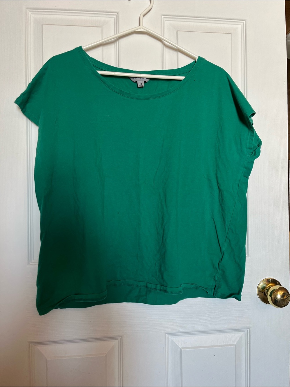 Women's Emerald Scoop Neck Short Sleeve Tee by